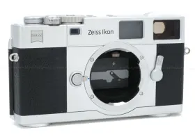1365576 ZEISS Ikon Zm Rangefinder Film Camera Body