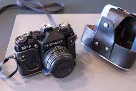 12SD ZENIT Slr Film Camera Ussr Lens