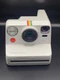 Polaroid Now i-Type Instant Film Camera White Auto Focus Flash Timer Portable