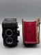 YASHICA MAT-124G MEDIUM FORMAT TLR FILM CAMERA WITH LEATHER CASE.