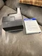 Polaroid Sun 600 SE Instant Film Camera with Polaroid 600 Film Pack Sealed.