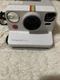 White POLAROID NOW Auto Focus Instant Film Camera (PRD009027) 35-40mm 1:11 Lens