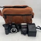 Minolta Maxxum 7000i 35mm SLR Film Camera Body & flash w/Bag