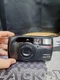 Pentax Zoom 70-R 35mm Point & Shoot Film Camera With Case E9 READ DESCRIPTION